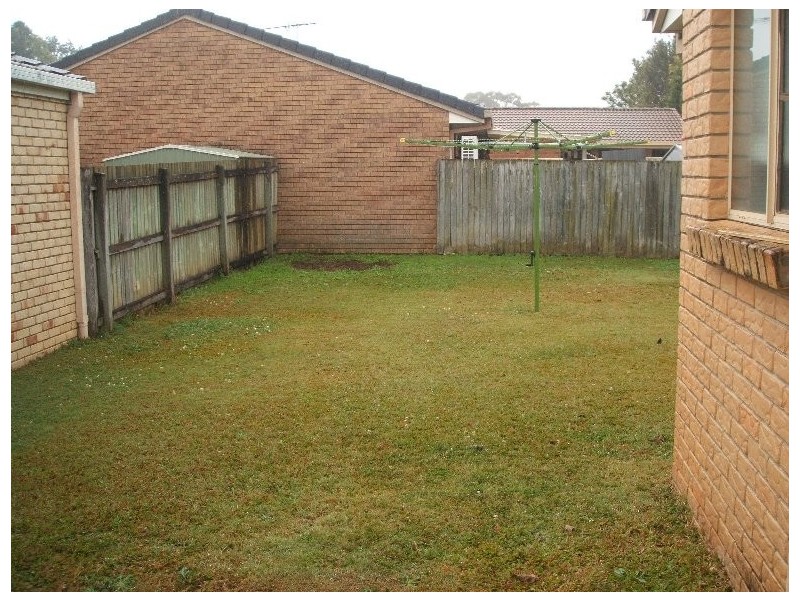 4 Miles Court, Eagleby QLD 4207