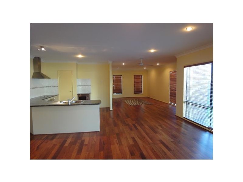 16 Easy Street, Loganholme QLD 4129