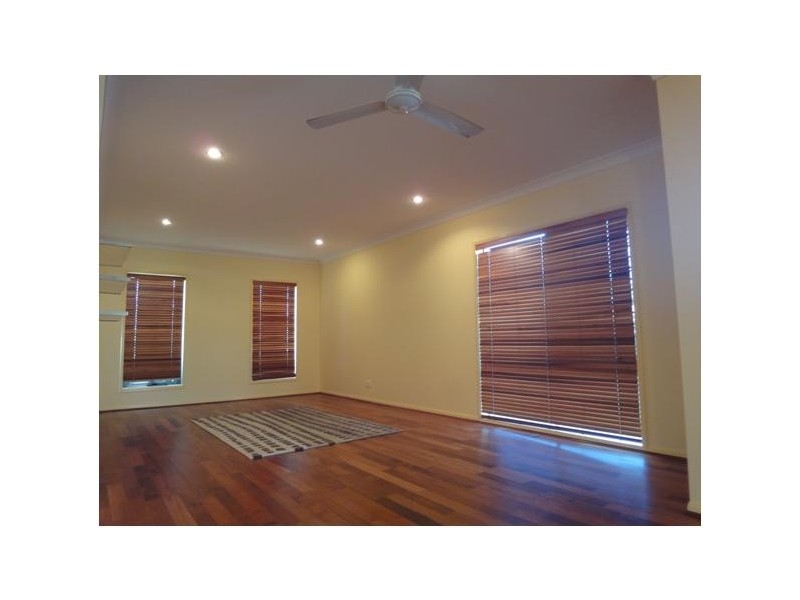 16 Easy Street, Loganholme QLD 4129