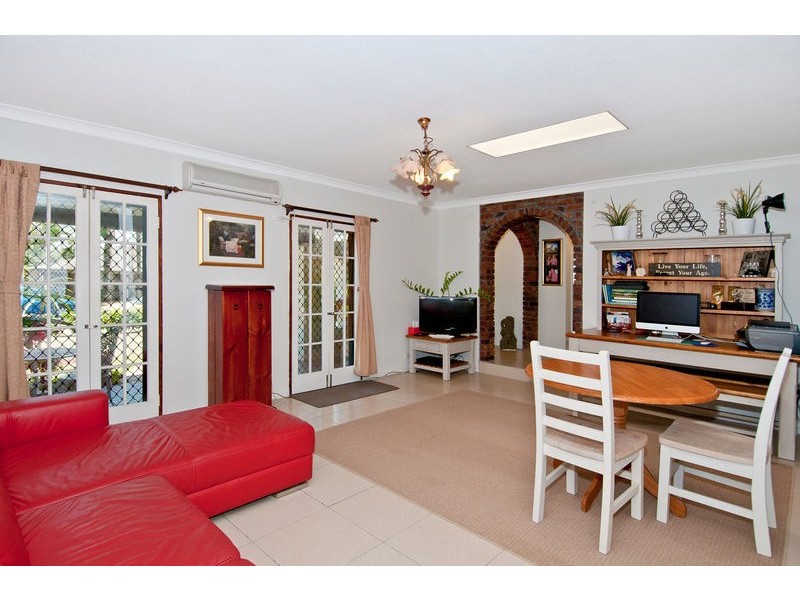 34 Schweitzer Street, Mount Warren Park QLD 4207