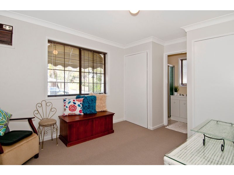 34 Schweitzer Street, Mount Warren Park QLD 4207