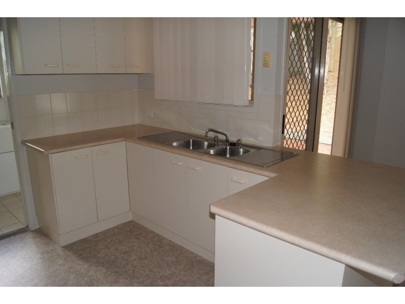 13 Tavuzzi Terrace, Edens Landing QLD 4207