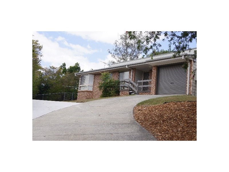 13 Tavuzzi Terrace, Edens Landing QLD 4207