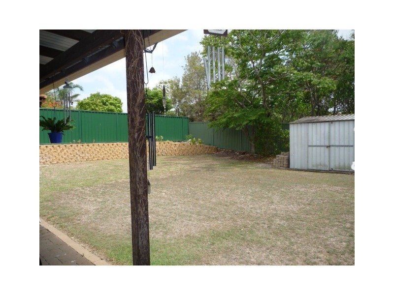 90 Mt Warren Blvd, Mount Warren Park QLD 4207
