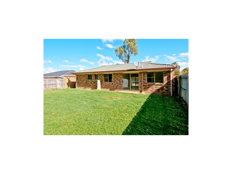 32 Dowling Crescent, Eagleby QLD 4207