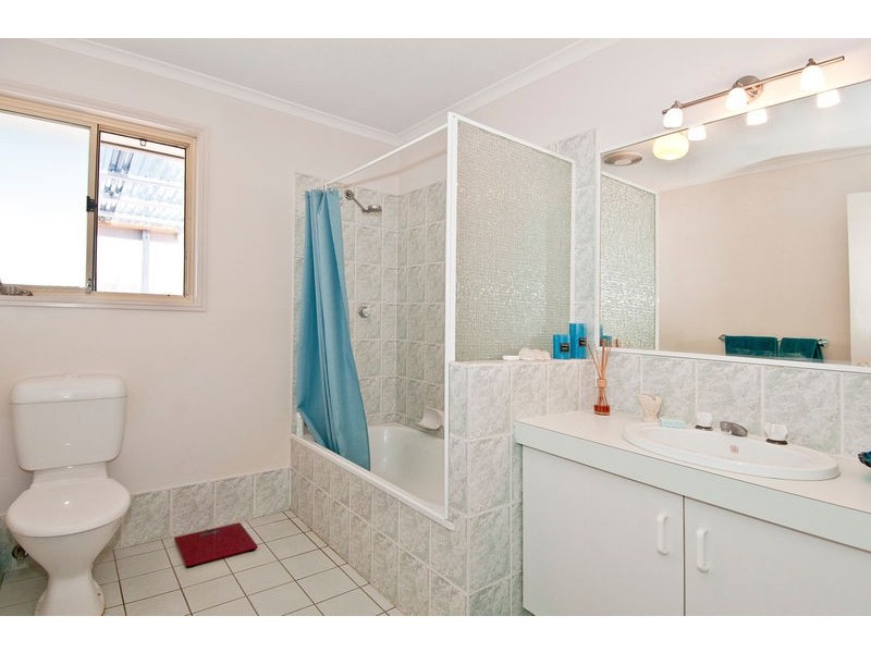 24 Carlton Close, Bethania QLD 4205