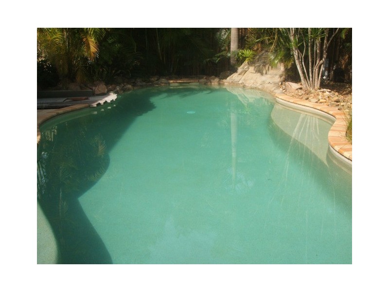 36 Leighton Drive, Edens Landing QLD 4207