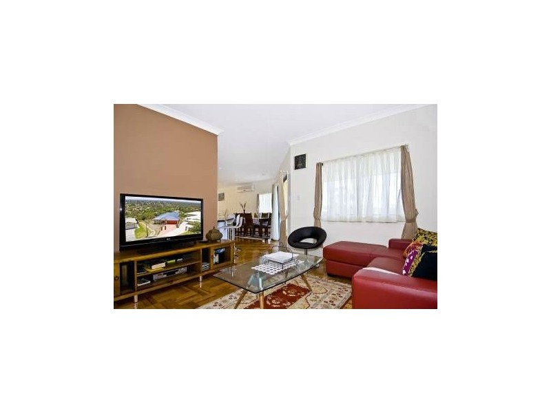 16 Nexus Close, Edens Landing QLD 4207