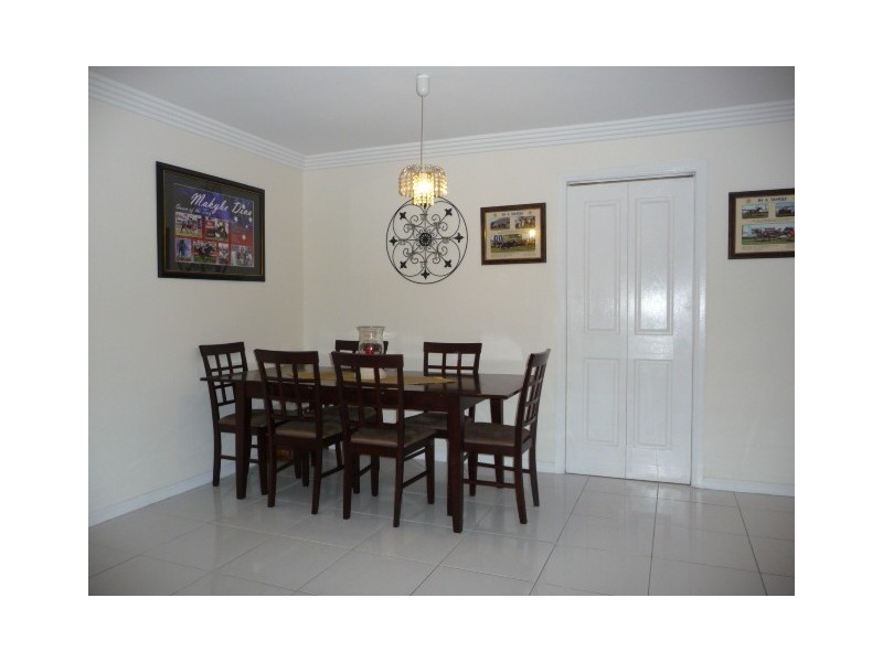 203 Chambers Flat Road, Crestmead QLD 4132