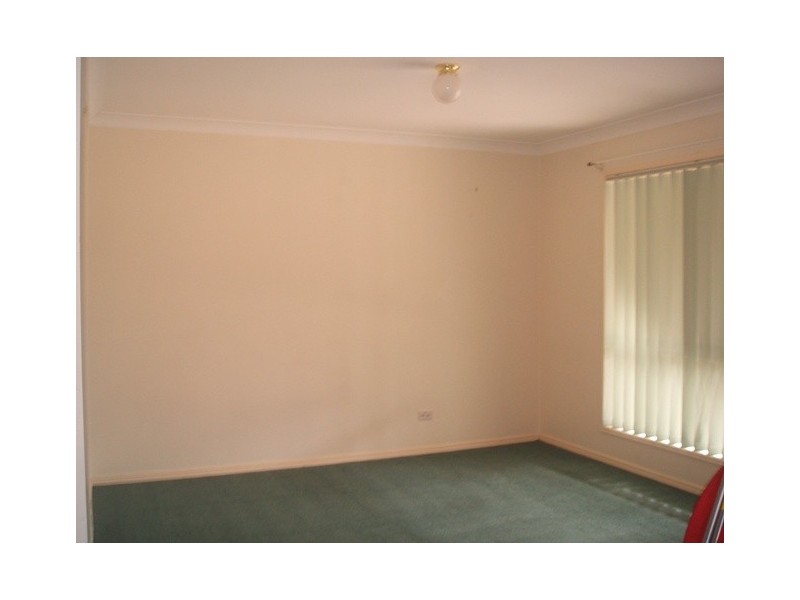 2 Selkirk Lane, Bethania QLD 4205