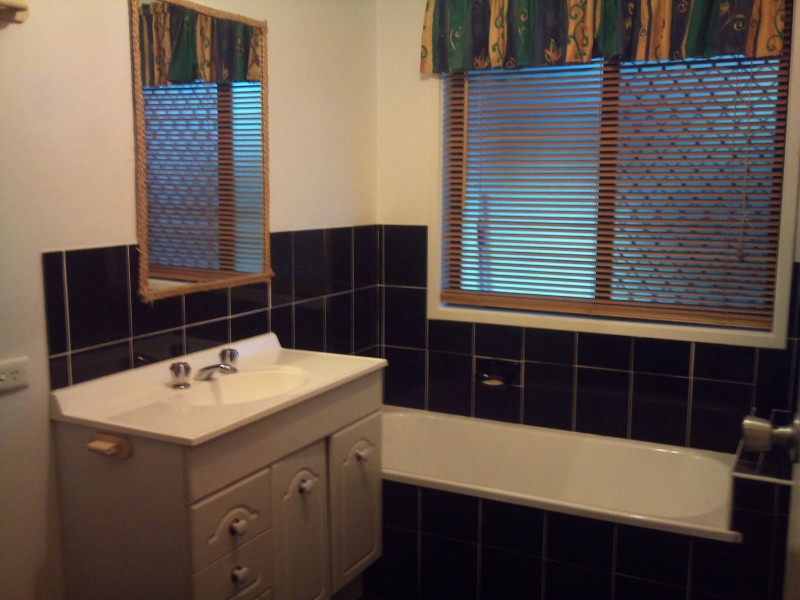 77 Monmouth Street, Eagleby QLD 4207