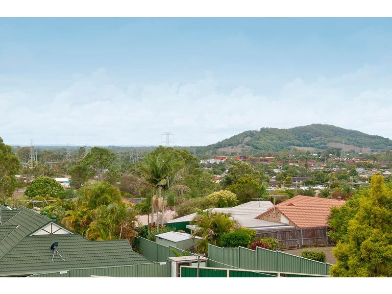 40 Ben Lexcen Court, Mount Warren Park QLD 4207