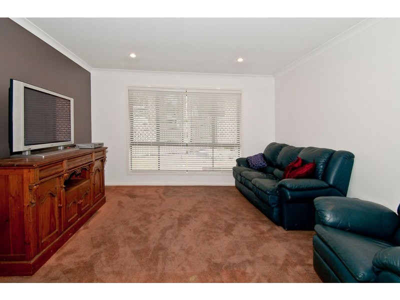 40 Ben Lexcen Court, Mount Warren Park QLD 4207