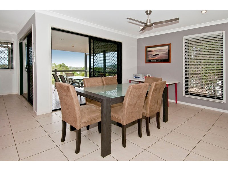 40 Ben Lexcen Court, Mount Warren Park QLD 4207