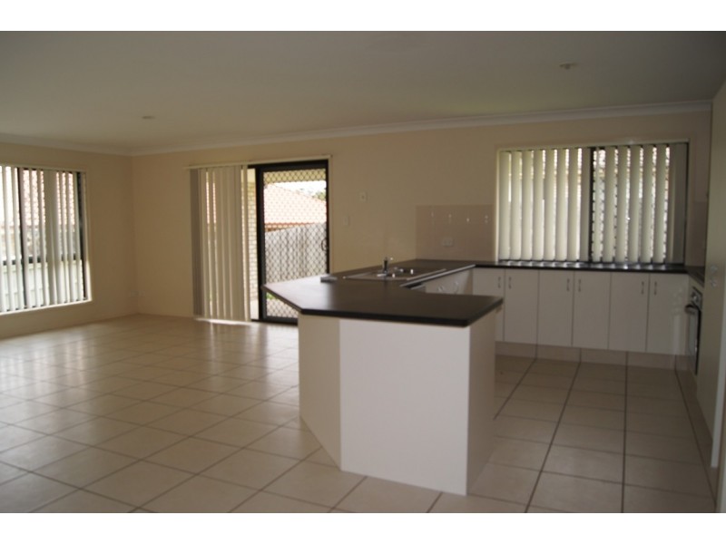 35 Monivae Circuit, Eagleby QLD 4207