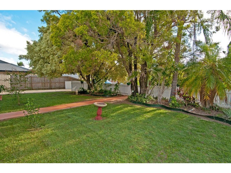 14 Glendevon Crescent, Mount Warren Park QLD 4207