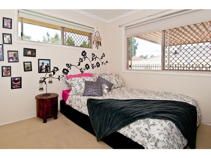 84 Kaiser Drive, Windaroo QLD 4207