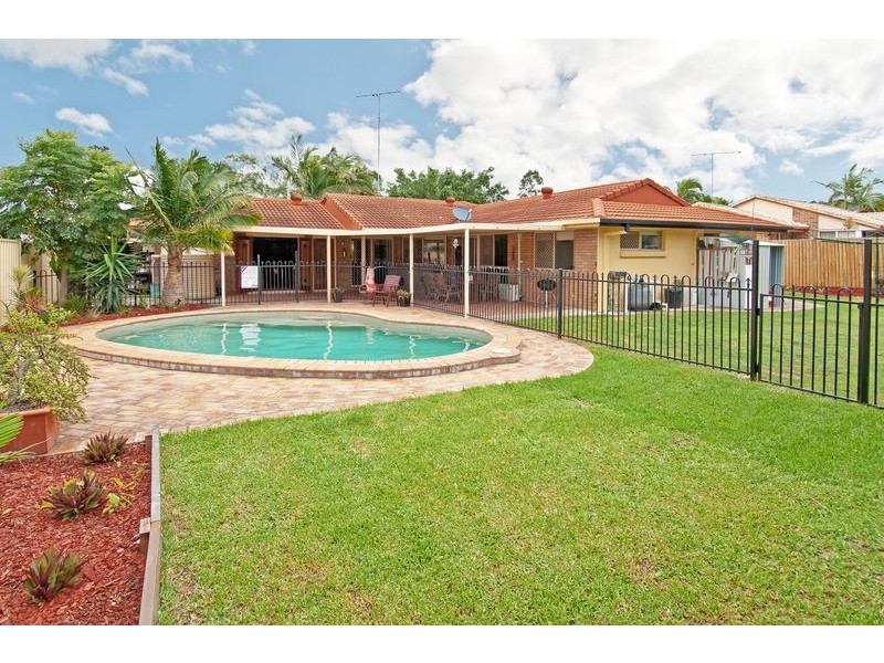 84 Kaiser Drive, Windaroo QLD 4207