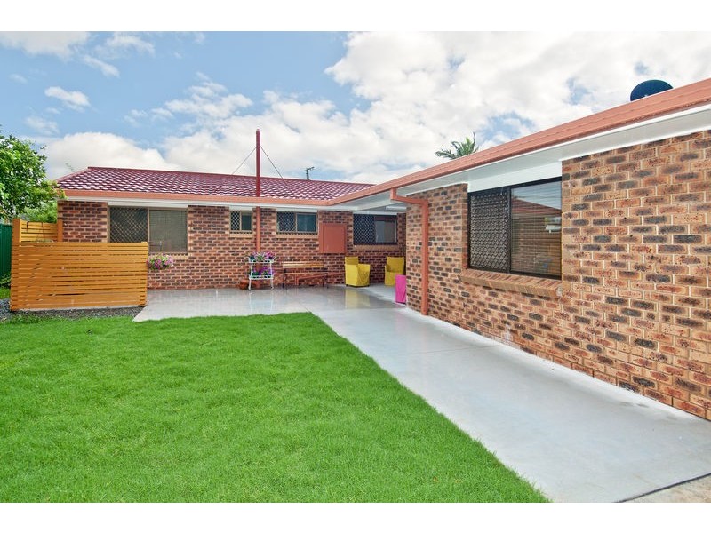 10 Carlyon Street, Mount Warren Park QLD 4207