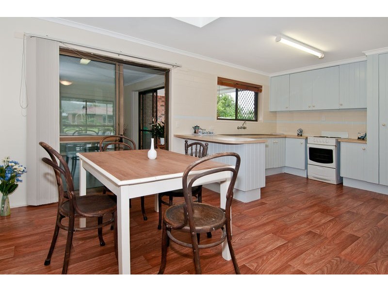 10 Carlyon Street, Mount Warren Park QLD 4207