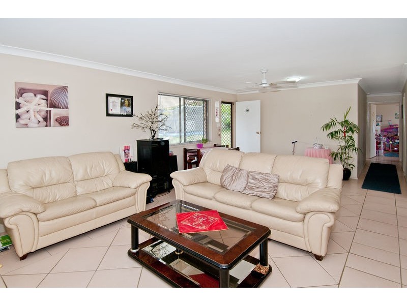 10 Linning Street, Mount Warren Park QLD 4207