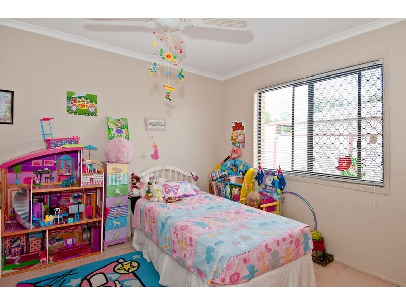 10 Linning Street, Mount Warren Park QLD 4207