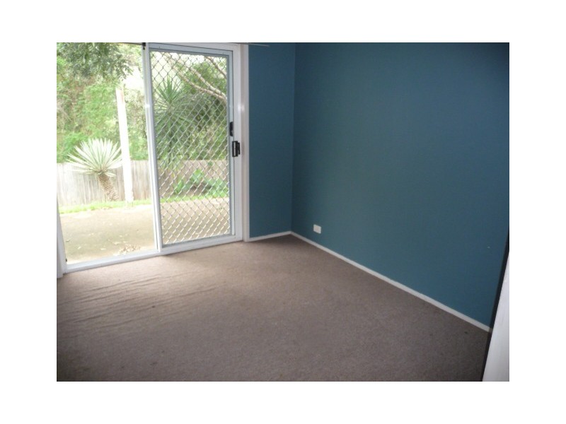 15 Eira street, Edens Landing QLD 4207