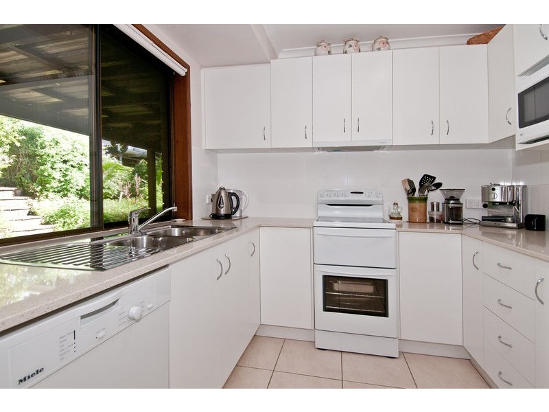 4 Manning Crt, Mount Warren Park QLD 4207