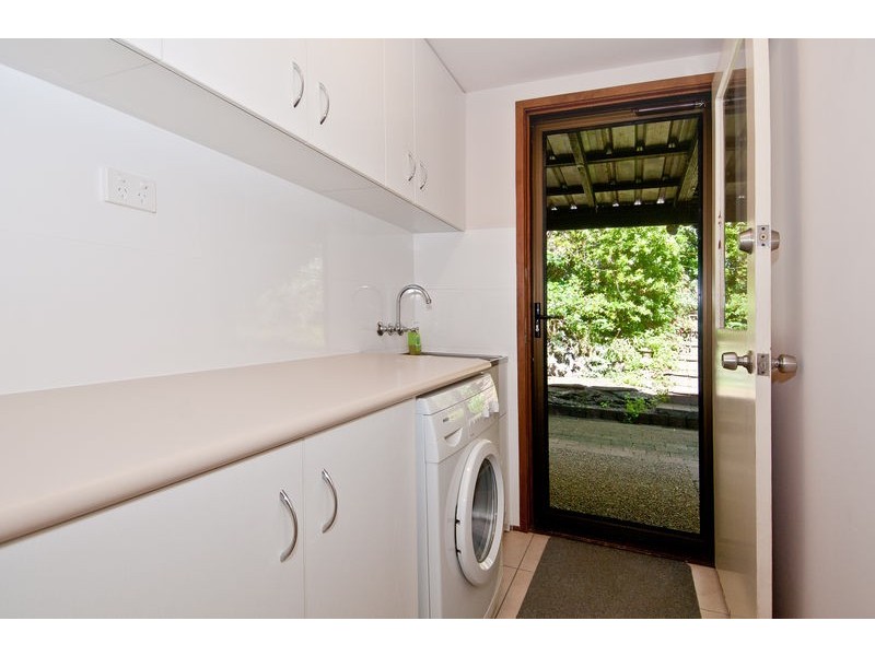 4 Manning Crt, Mount Warren Park QLD 4207