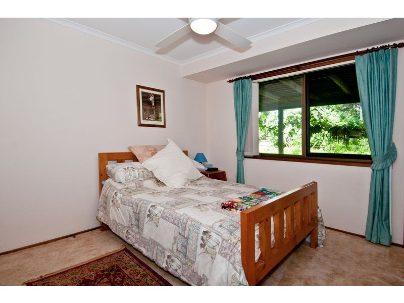 4 Manning Crt, Mount Warren Park QLD 4207