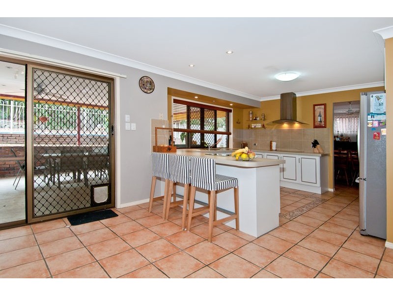 3 Benjamin Way, Windaroo QLD 4207