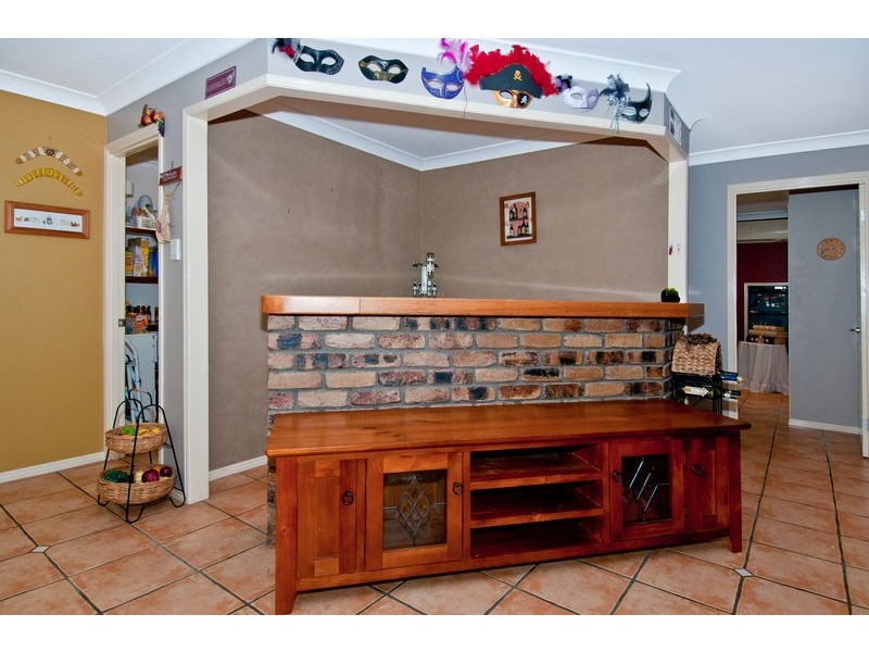3 Benjamin Way, Windaroo QLD 4207