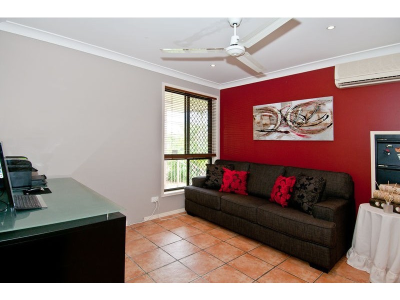 3 Benjamin Way, Windaroo QLD 4207