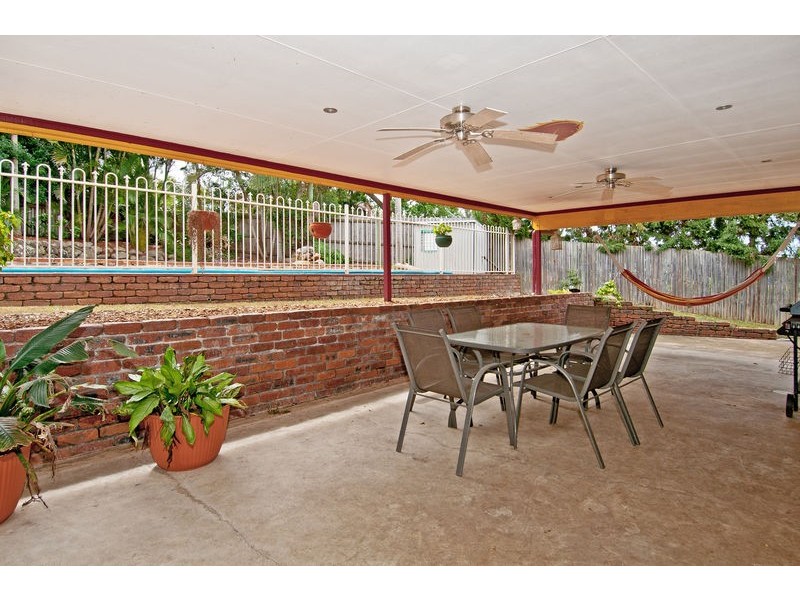 3 Benjamin Way, Windaroo QLD 4207