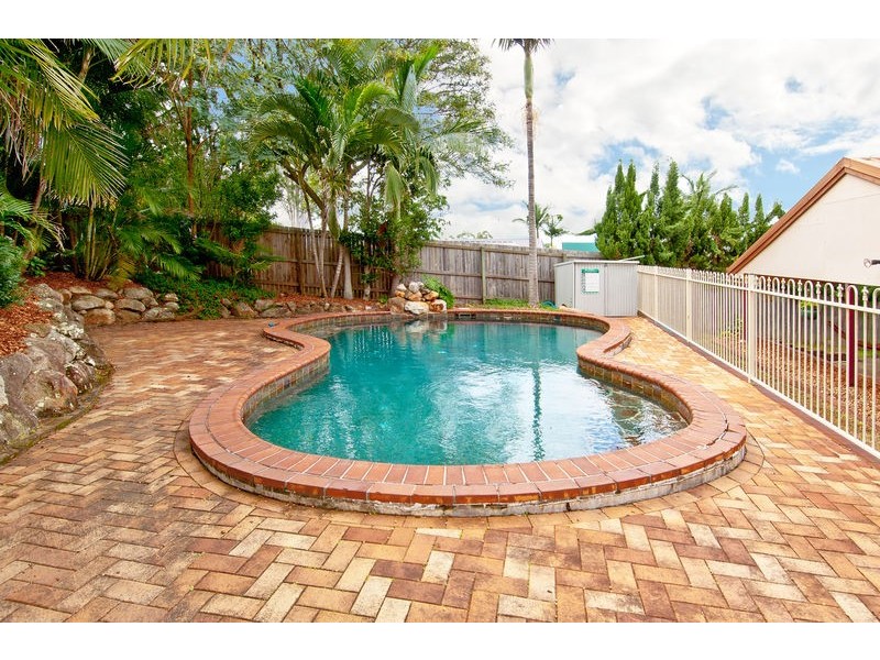 3 Benjamin Way, Windaroo QLD 4207