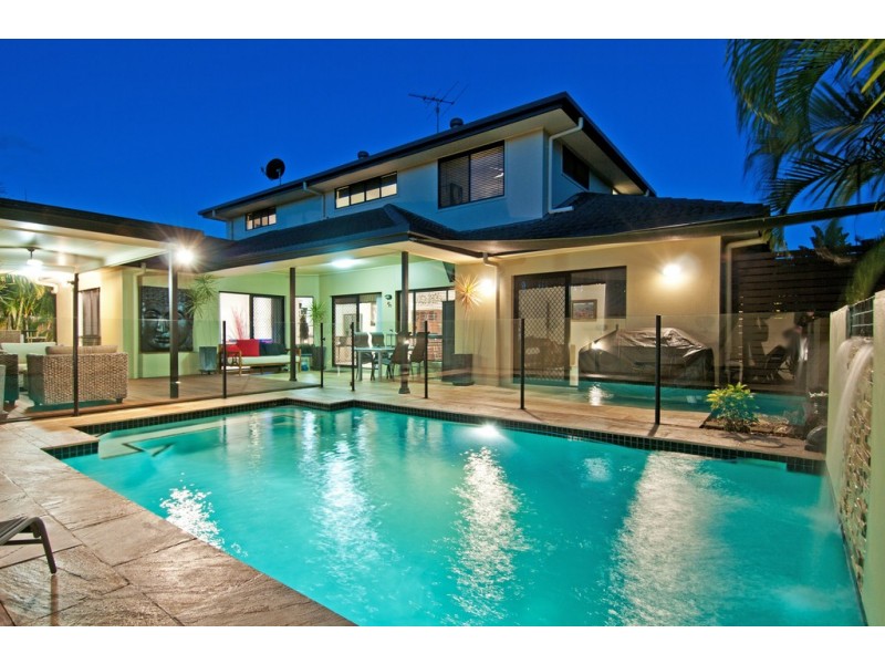 4 River Breeze Crt, Windaroo QLD 4207