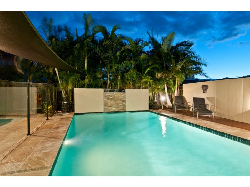 4 River Breeze Crt, Windaroo QLD 4207