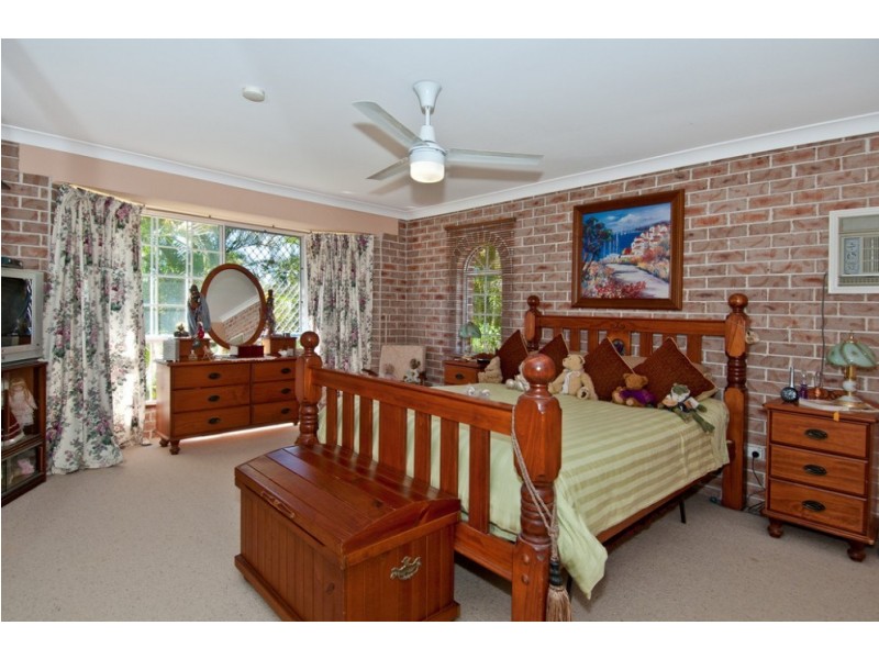 2 Heinrich Street, Mount Warren Park QLD 4207