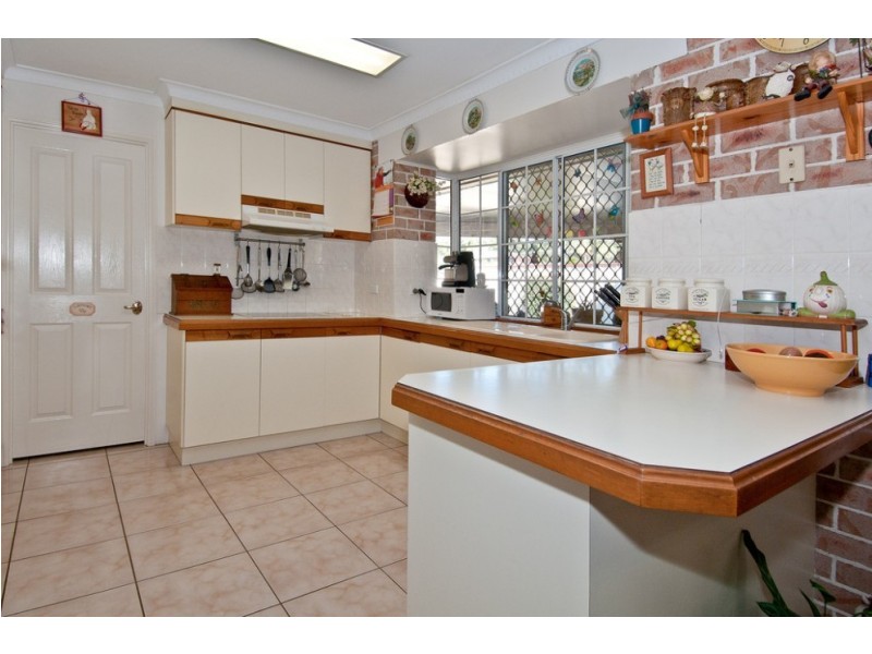 2 Heinrich Street, Mount Warren Park QLD 4207