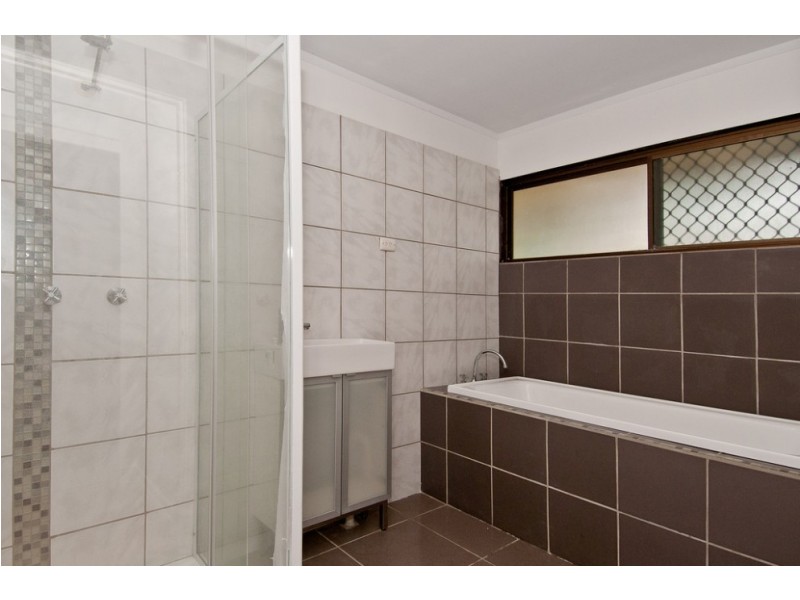 42 Finch Street, Eagleby QLD 4207