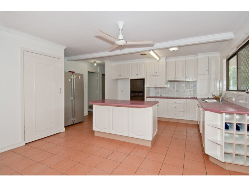 42 Finch Street, Eagleby QLD 4207