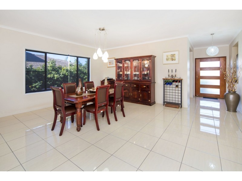 43 Long Island Dr, Windaroo QLD 4207