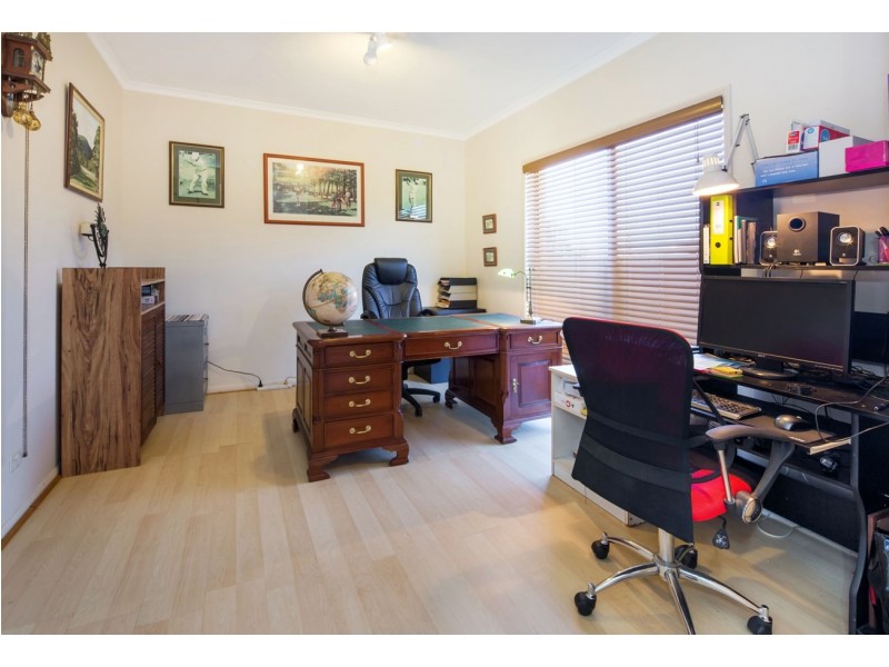 43 Long Island Dr, Windaroo QLD 4207