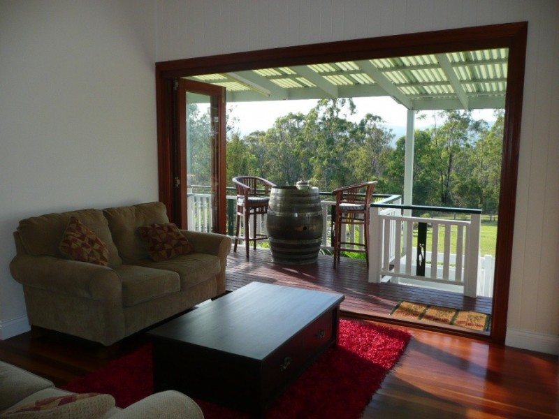 325 Plunkett Road, Tamborine QLD 4270