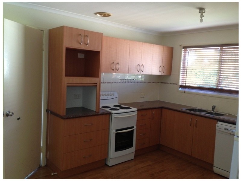 8 Sunnyview Street, Beenleigh QLD 4207
