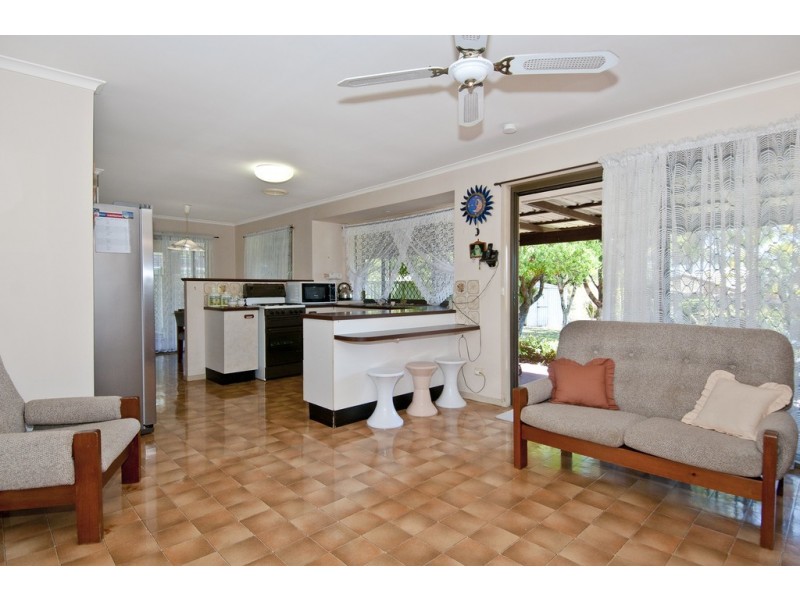 9 Jeffrey Court, Mount Warren Park QLD 4207