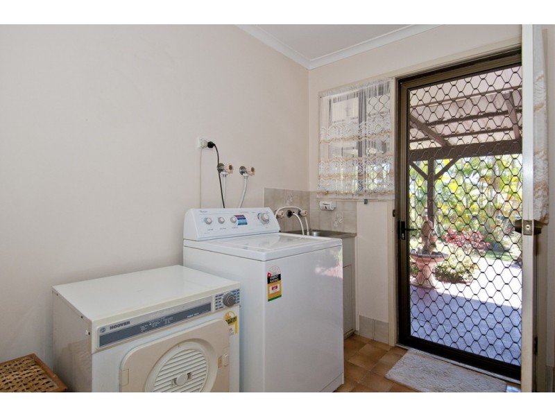 9 Jeffrey Court, Mount Warren Park QLD 4207