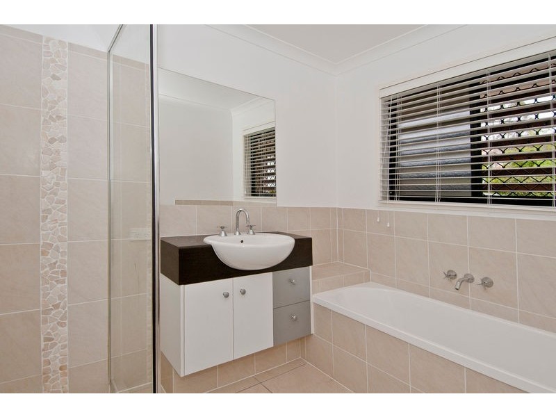 40 Ben Lexcen Court, Mount Warren Park QLD 4207