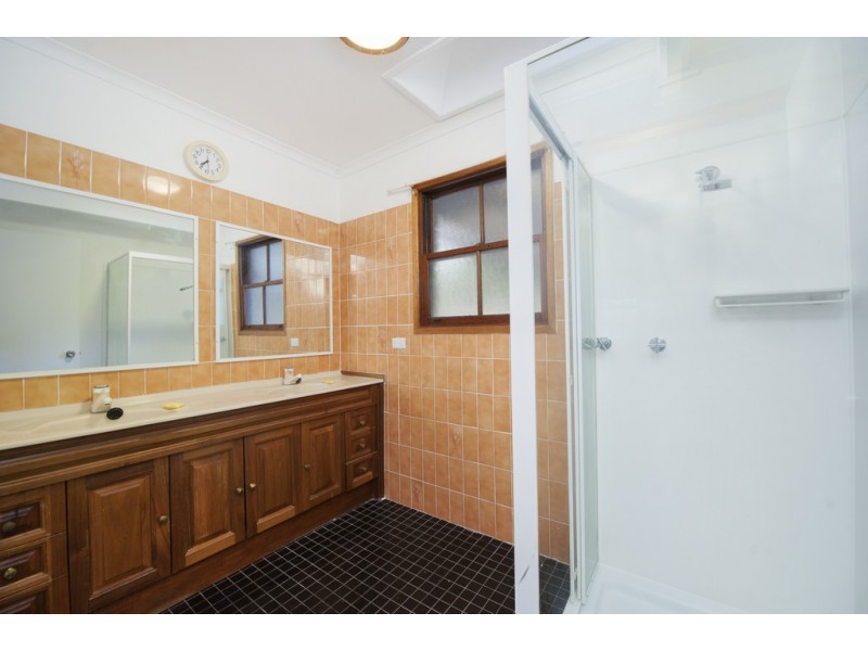4 Benjul Drive, Beenleigh QLD 4207