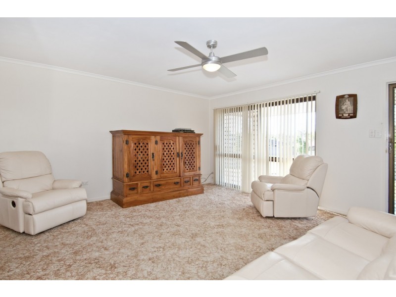 46 Glendevon Cr, Mount Warren Park QLD 4207